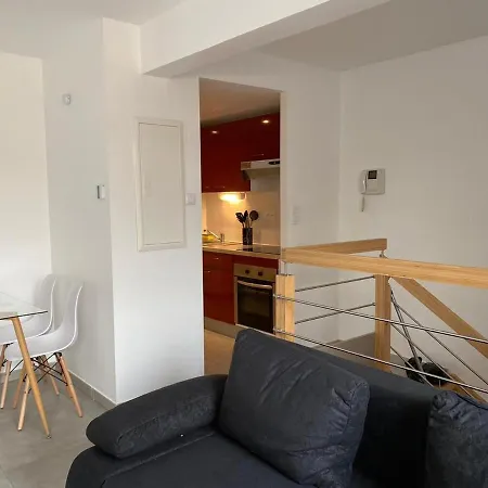 301 - Duplex Moderne - Jeanne D Arc, *