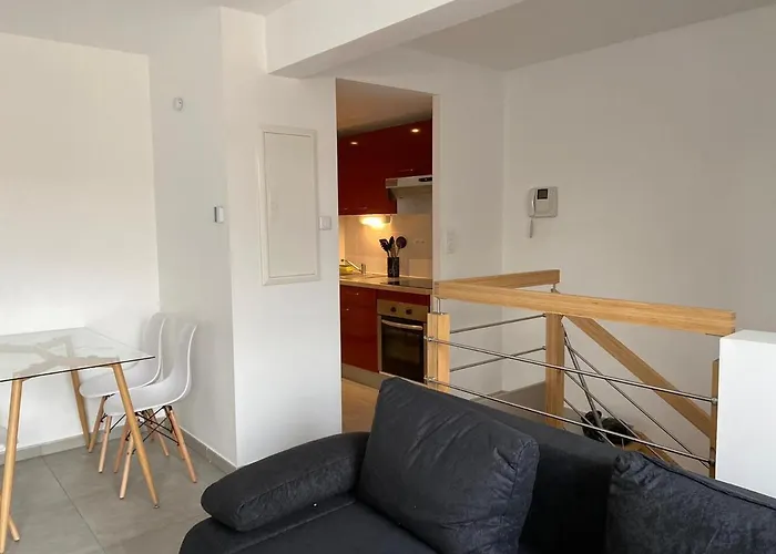 301 - Duplex Moderne - Jeanne D Arc, *