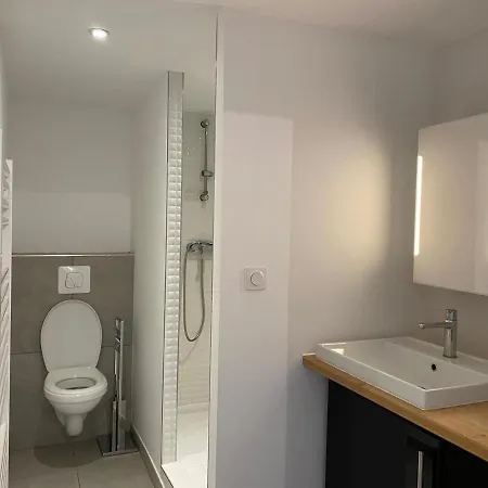 301 - Duplex Moderne - Jeanne D Arc, Apartment *